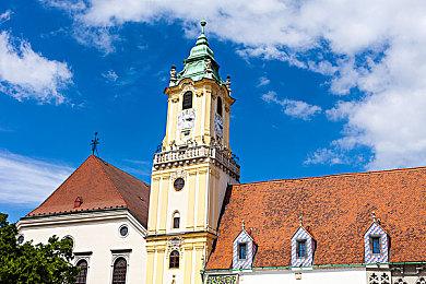 《皇牌空战》系列迎来27周年 官方发布纪念海报